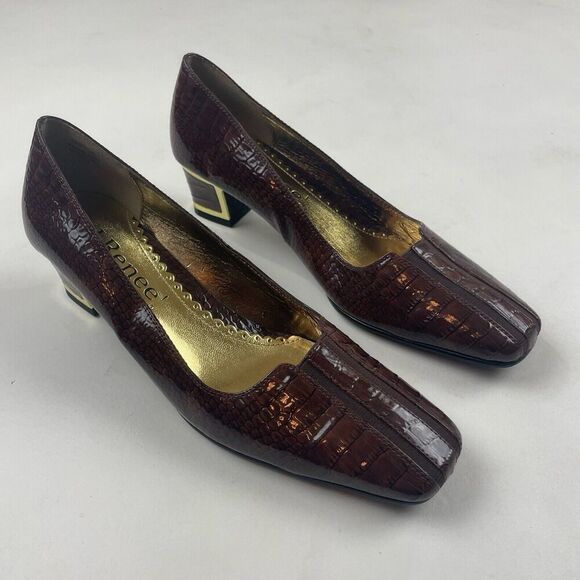 J RENEE Gustine Embossed Reptile Skin Heels Brown Square Toe Gold Accents 7.5M - Picture 4 of 9